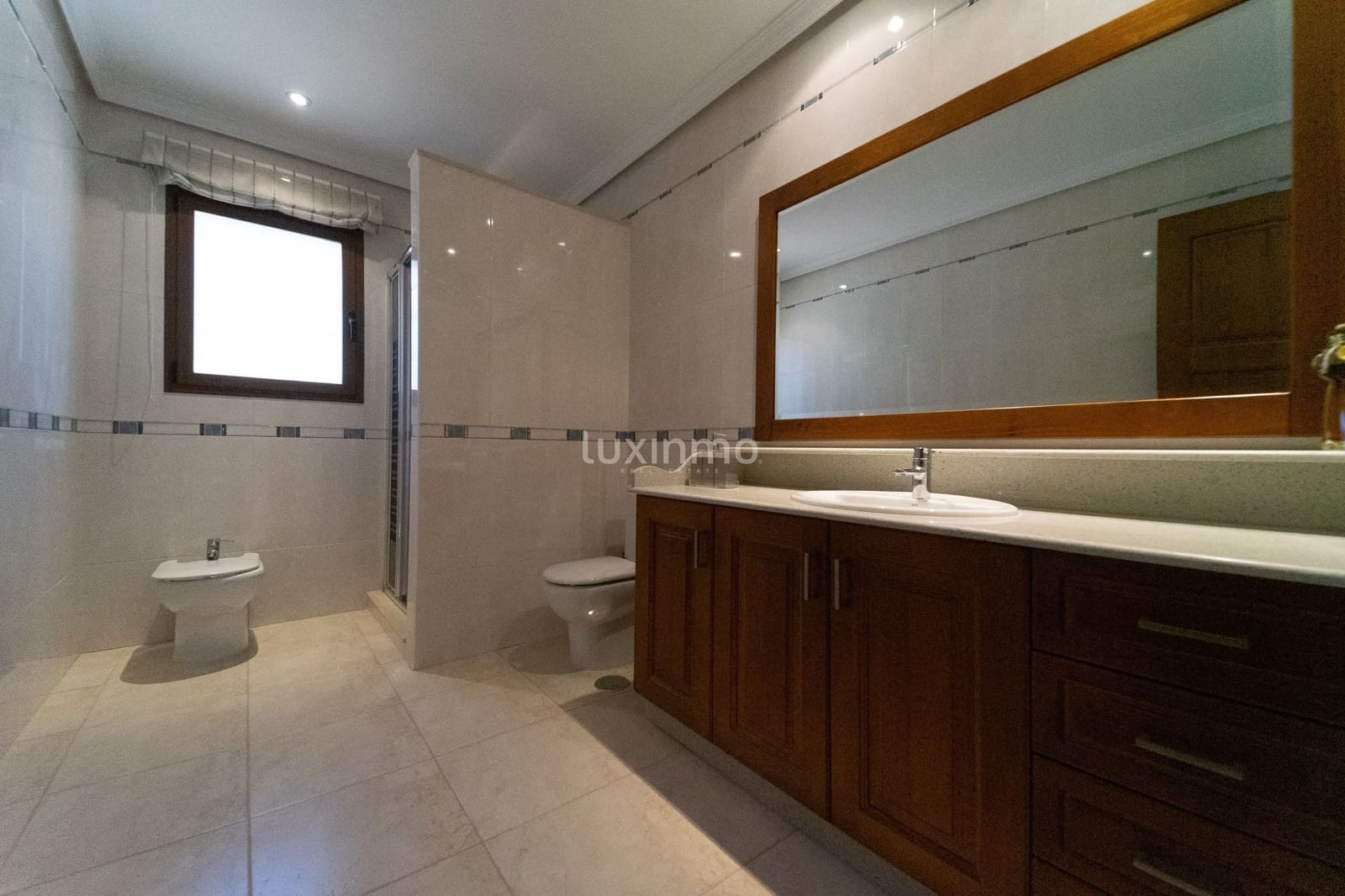 6 sypialnia Willa na sprzedaż w Altea z basenem garażem - 2 100 000 € (Ref: 8829155)