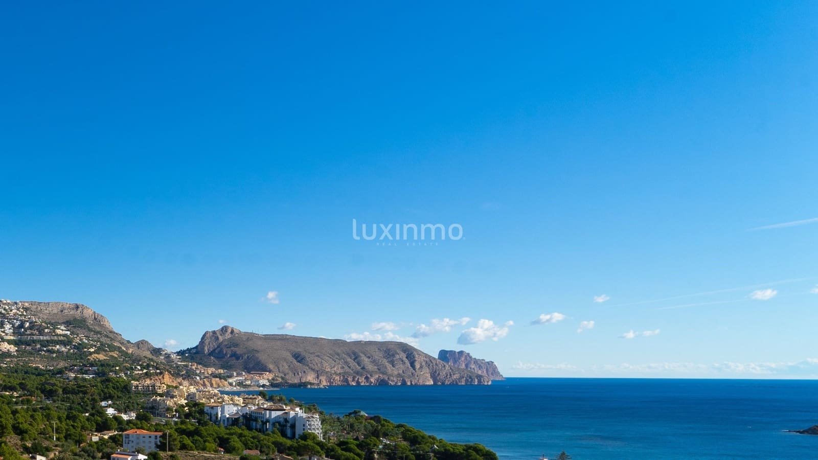 6 sypialnia Willa na sprzedaż w Altea z basenem garażem - 2 100 000 € (Ref: 8829155)