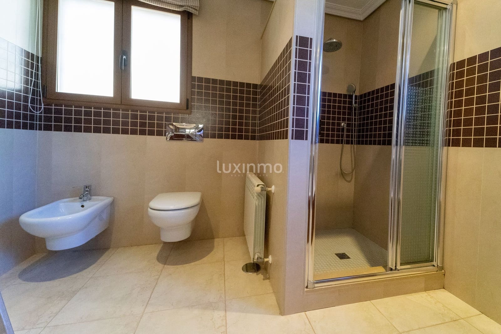 6 sypialnia Willa na sprzedaż w Altea z basenem garażem - 2 100 000 € (Ref: 8829155)