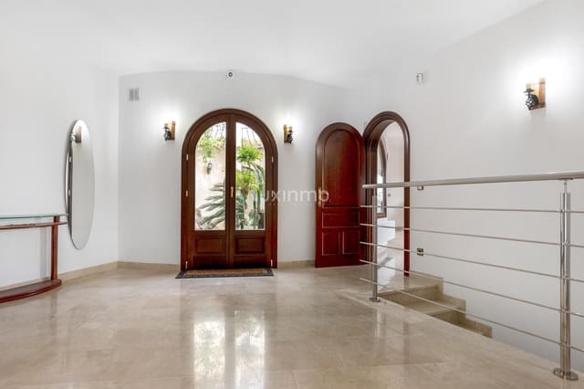 4 soverom Villa til salgs i Altea med svømmebasseng garasje - € 1 350 000 (Ref: 8829159)