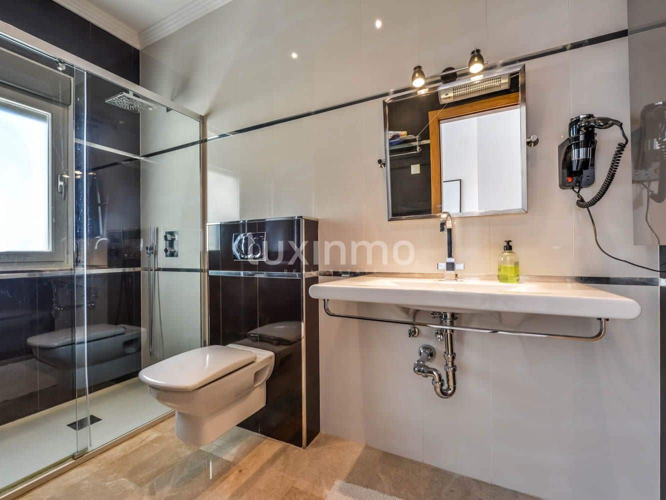 6 soverom Villa til salgs i Benissa med svømmebasseng garasje - € 1 900 000 (Ref: 8829163)