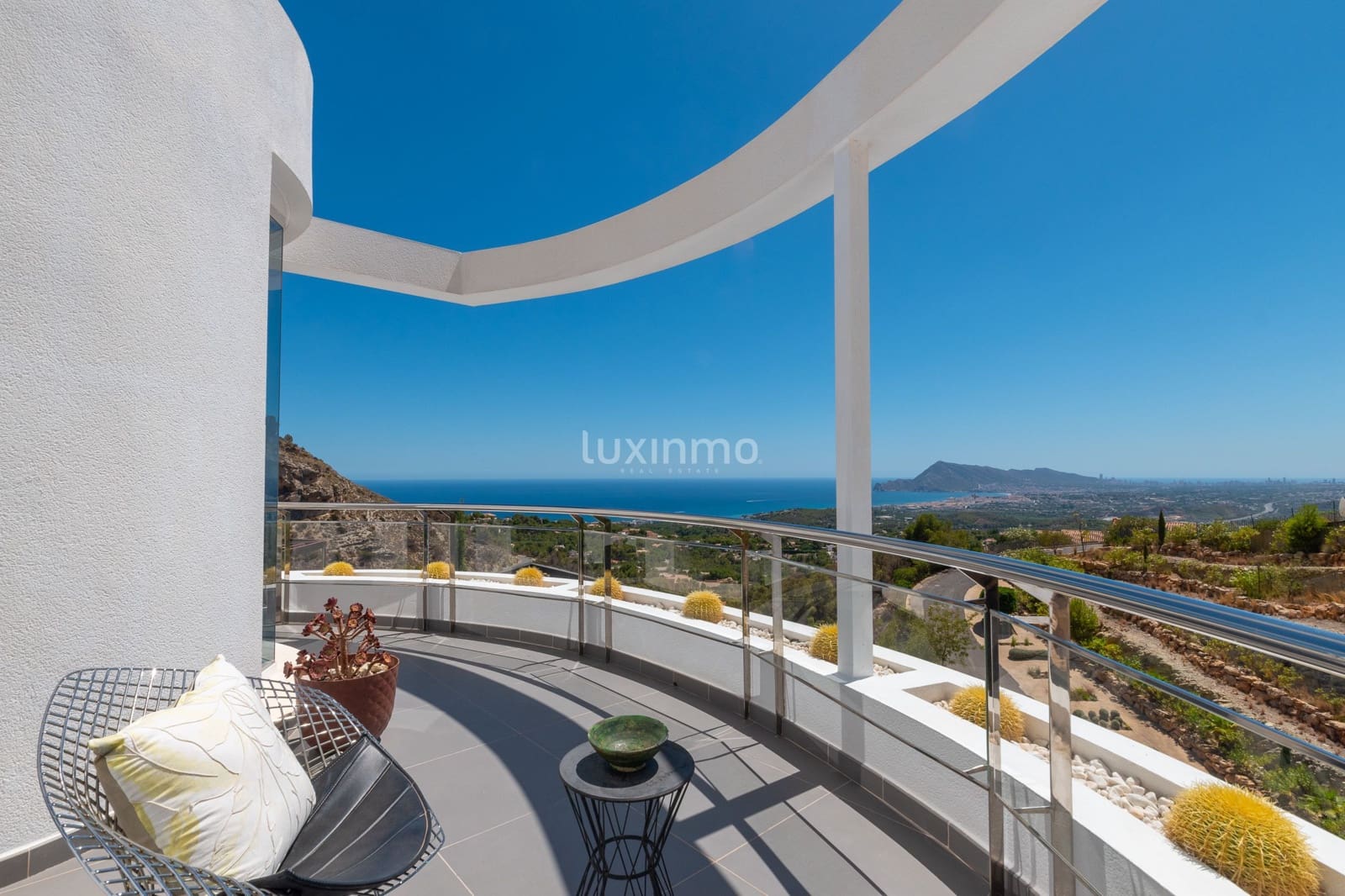 4 soverom Villa til salgs i Altea med svømmebasseng garasje - € 895 000 (Ref: 8834007)
