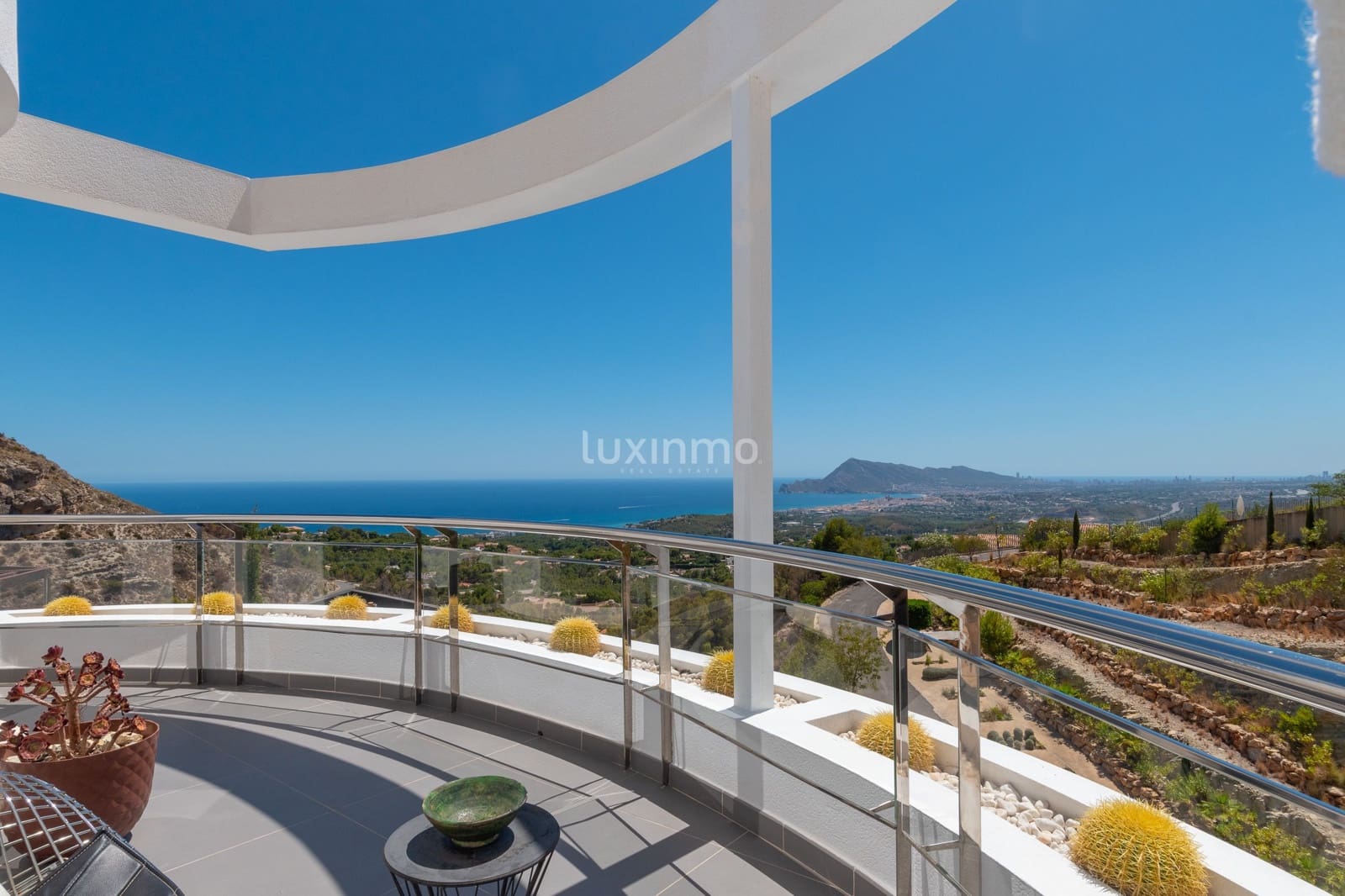4 soverom Villa til salgs i Altea med svømmebasseng garasje - € 895 000 (Ref: 8834007)
