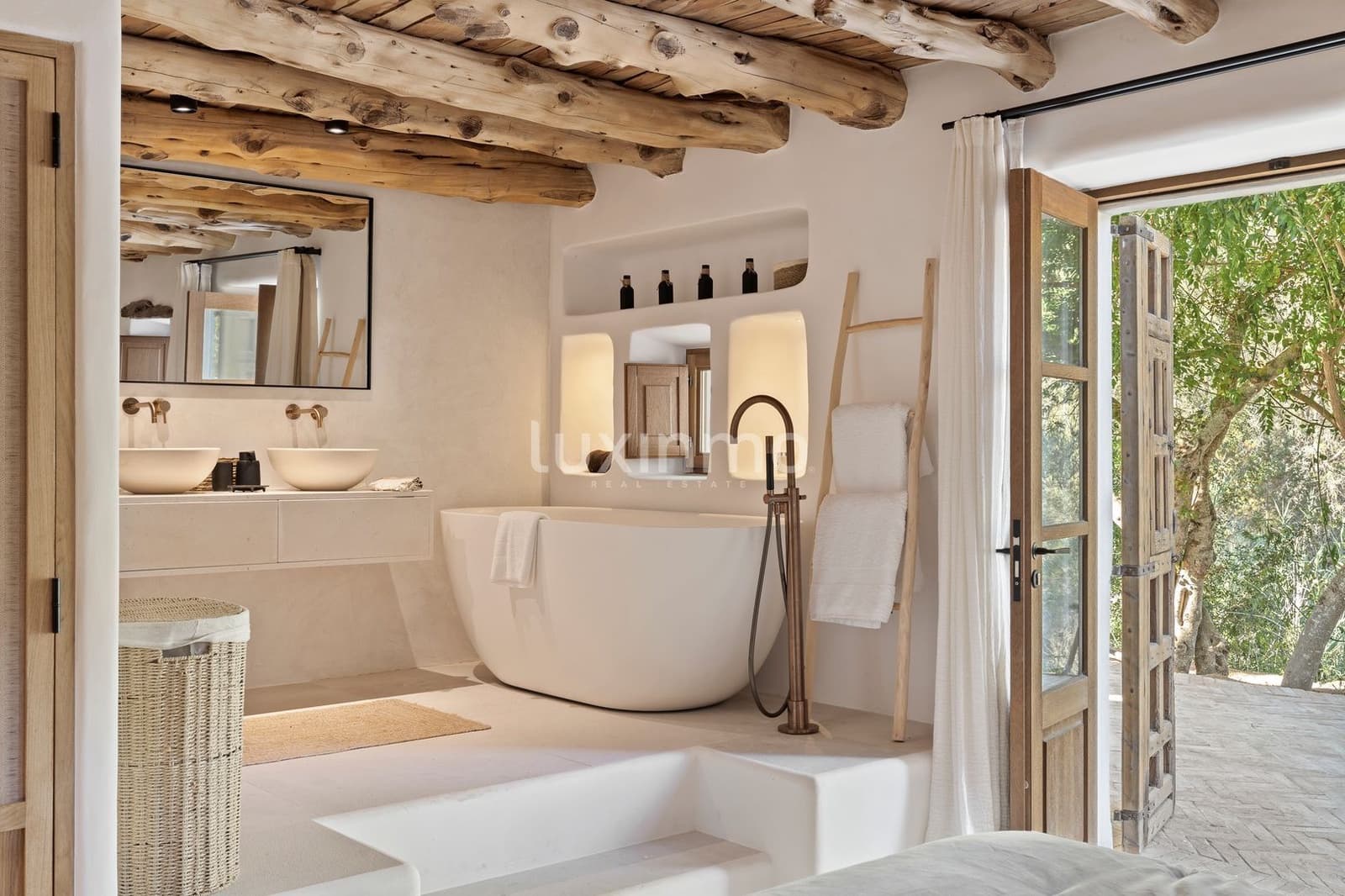 5 soveværelse Villa til salg i San Jose / Sant Josep de Sa Talaia med swimmingpool garage - € 4.500.000 (Ref: 8834011)