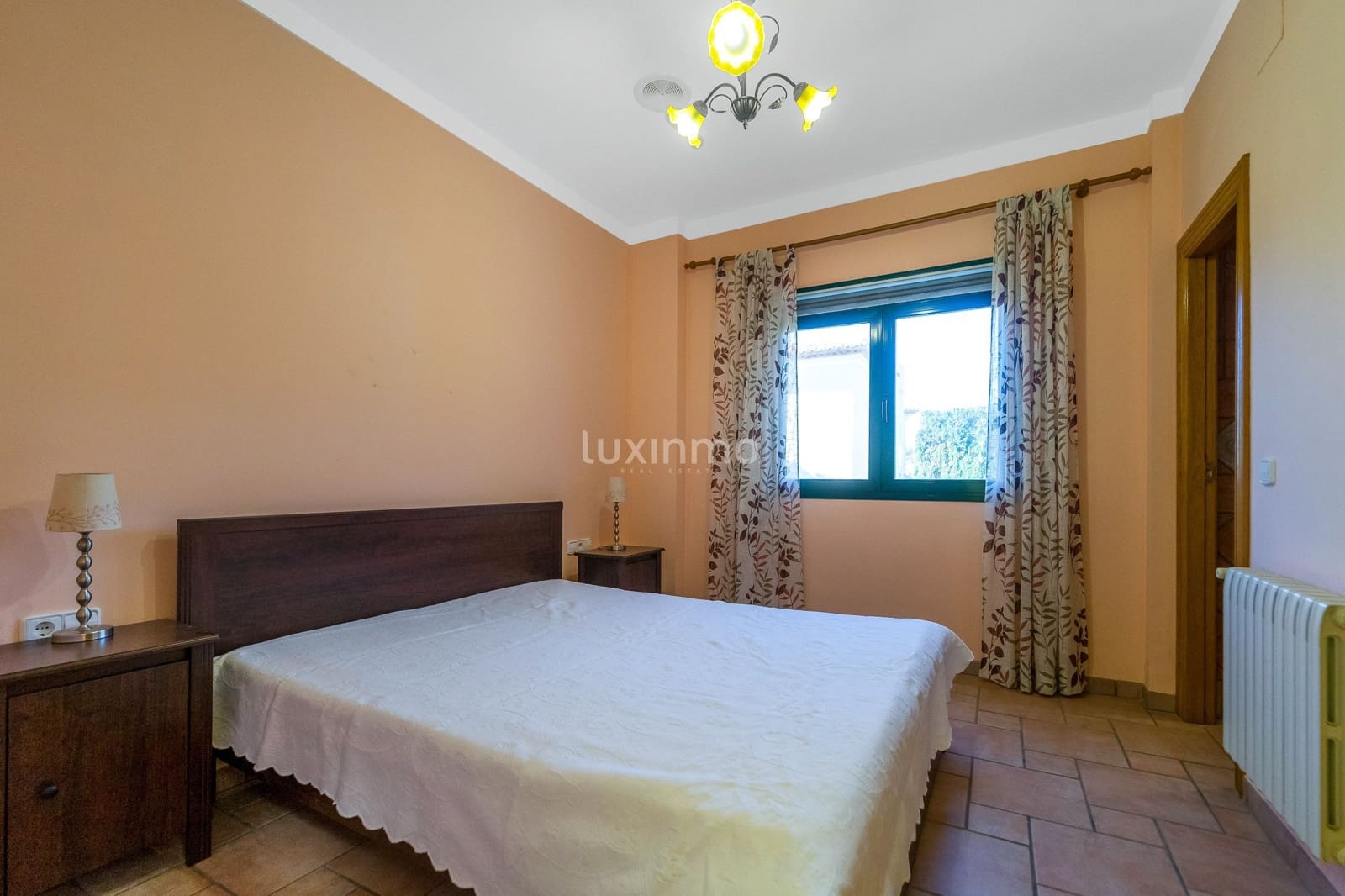 6 sovrum Villa till salu i Calpe / Calp med pool garage - 1 475 000 € (Ref: 8834015)