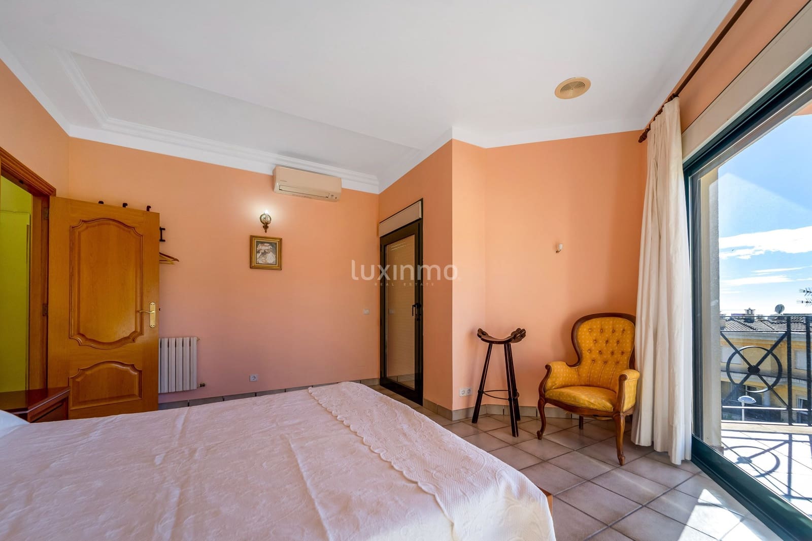 6 sovrum Villa till salu i Calpe / Calp med pool garage - 1 475 000 € (Ref: 8834015)