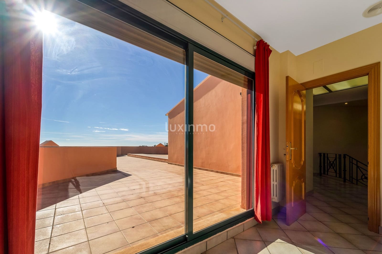 6 sovrum Villa till salu i Calpe / Calp med pool garage - 1 475 000 € (Ref: 8834015)