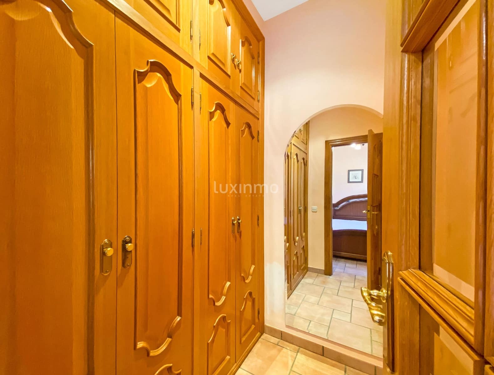 6 sovrum Villa till salu i Calpe / Calp med pool garage - 1 475 000 € (Ref: 8834015)