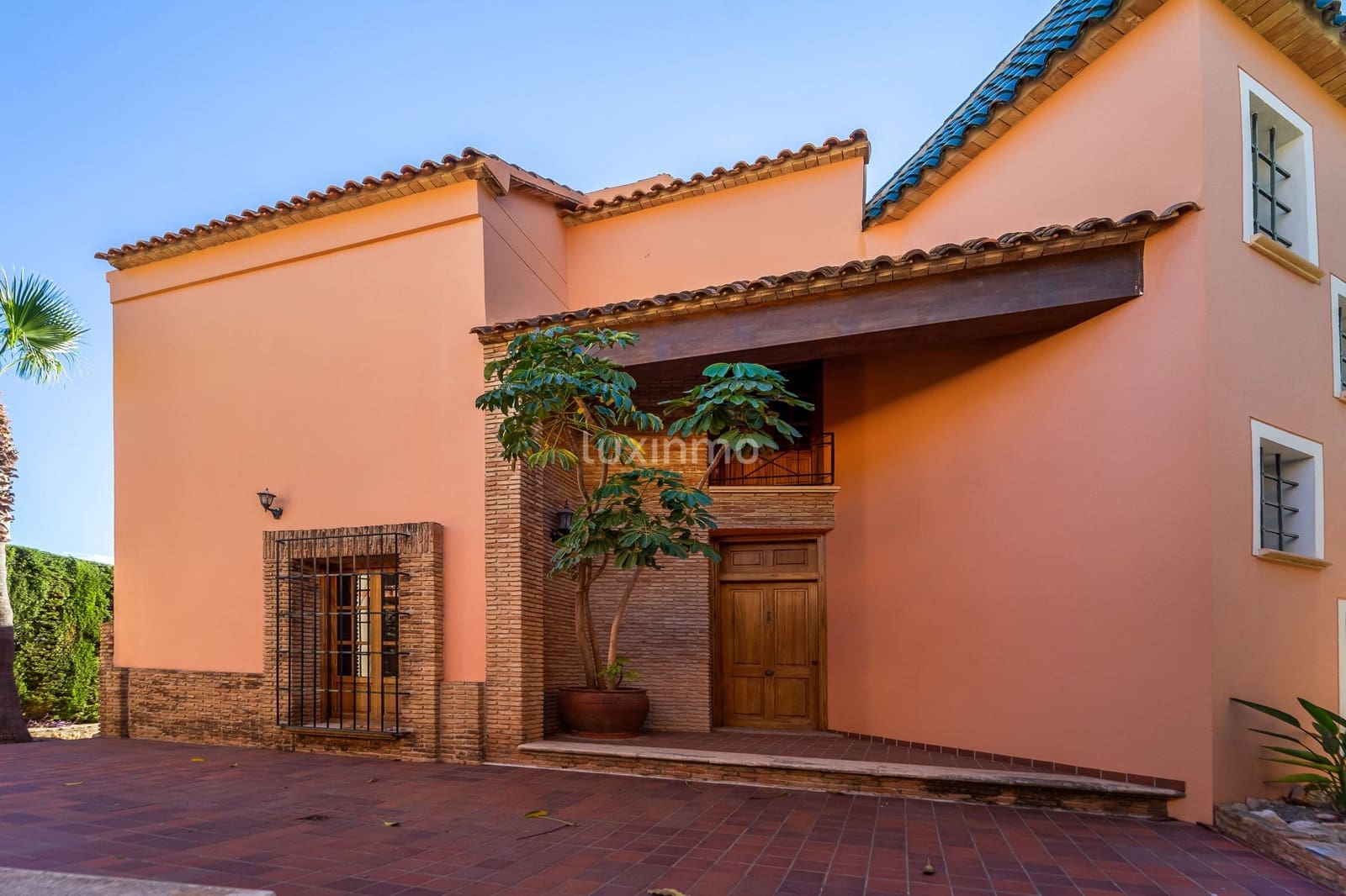 6 sovrum Villa till salu i Calpe / Calp med pool garage - 1 475 000 € (Ref: 8834015)