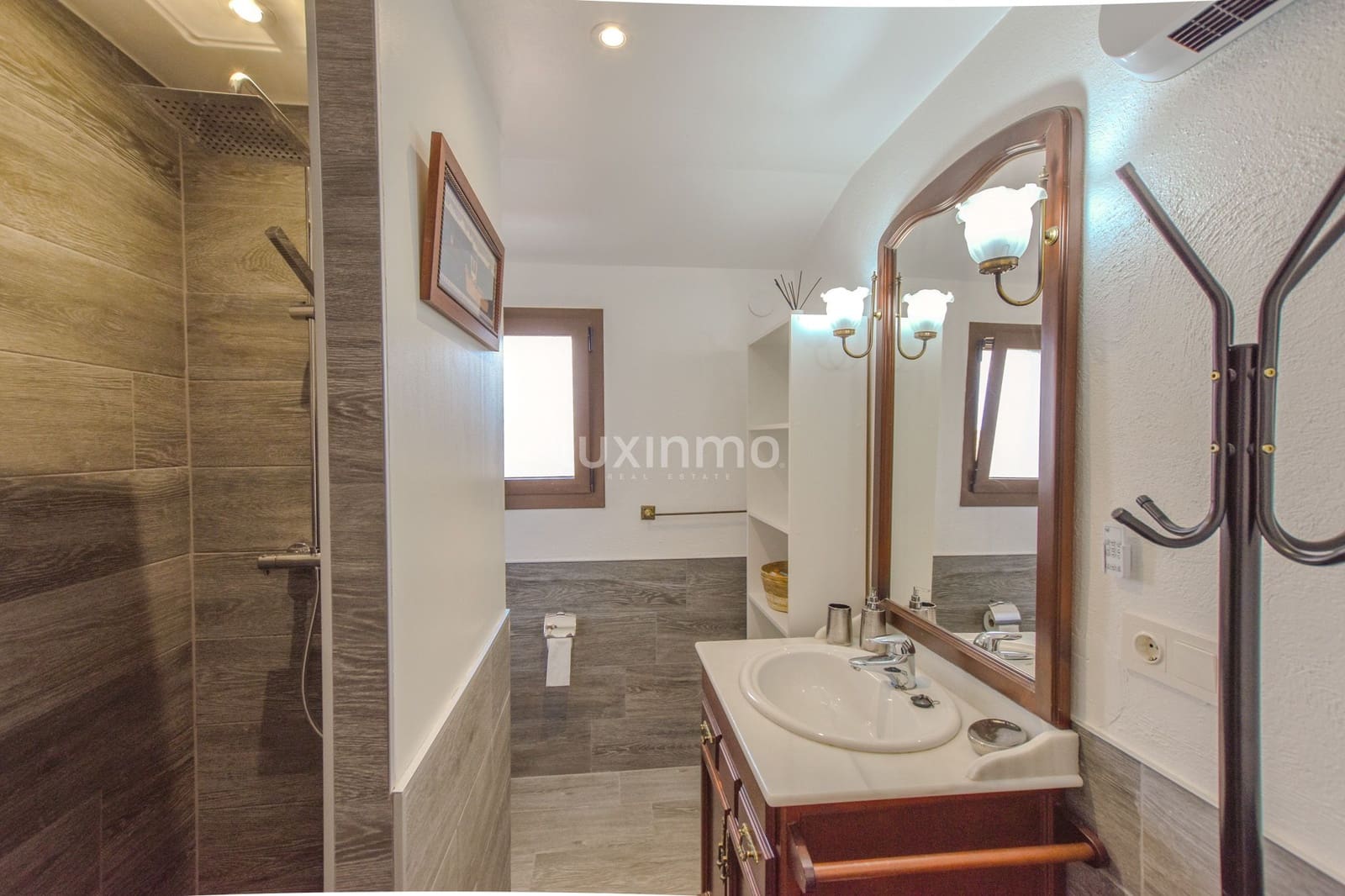 7 chambre Villa/Maison à vendre à Benissa avec piscine garage - 1 349 000 € (Ref: 8834026)