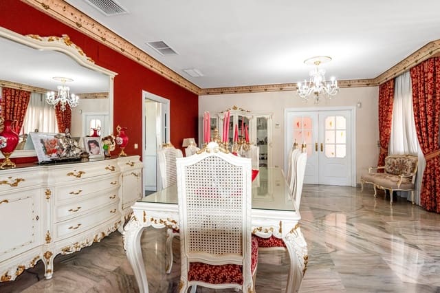 8 chambre Villa/Maison à vendre à San Vicente / Sant Vicent del Raspeig avec piscine - 1 400 000 € (Ref: 8834027)