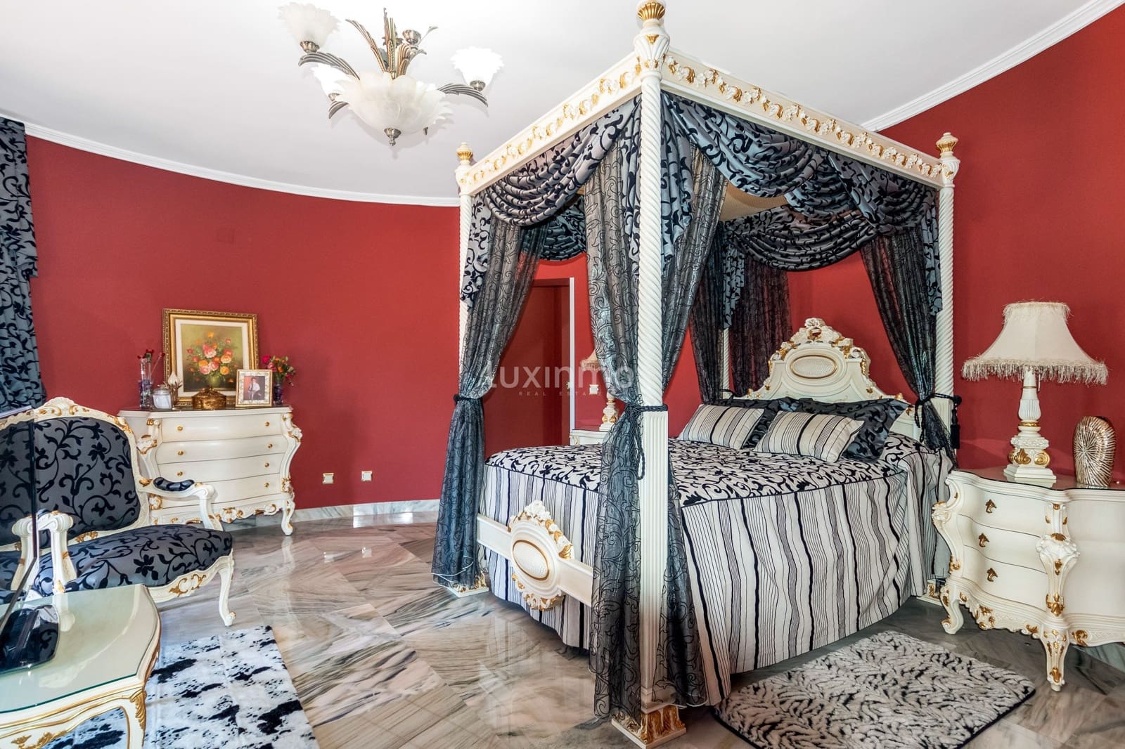 8 soveværelse Villa til salg i San Vicente / Sant Vicent del Raspeig med swimmingpool - € 1.400.000 (Ref: 8834027)