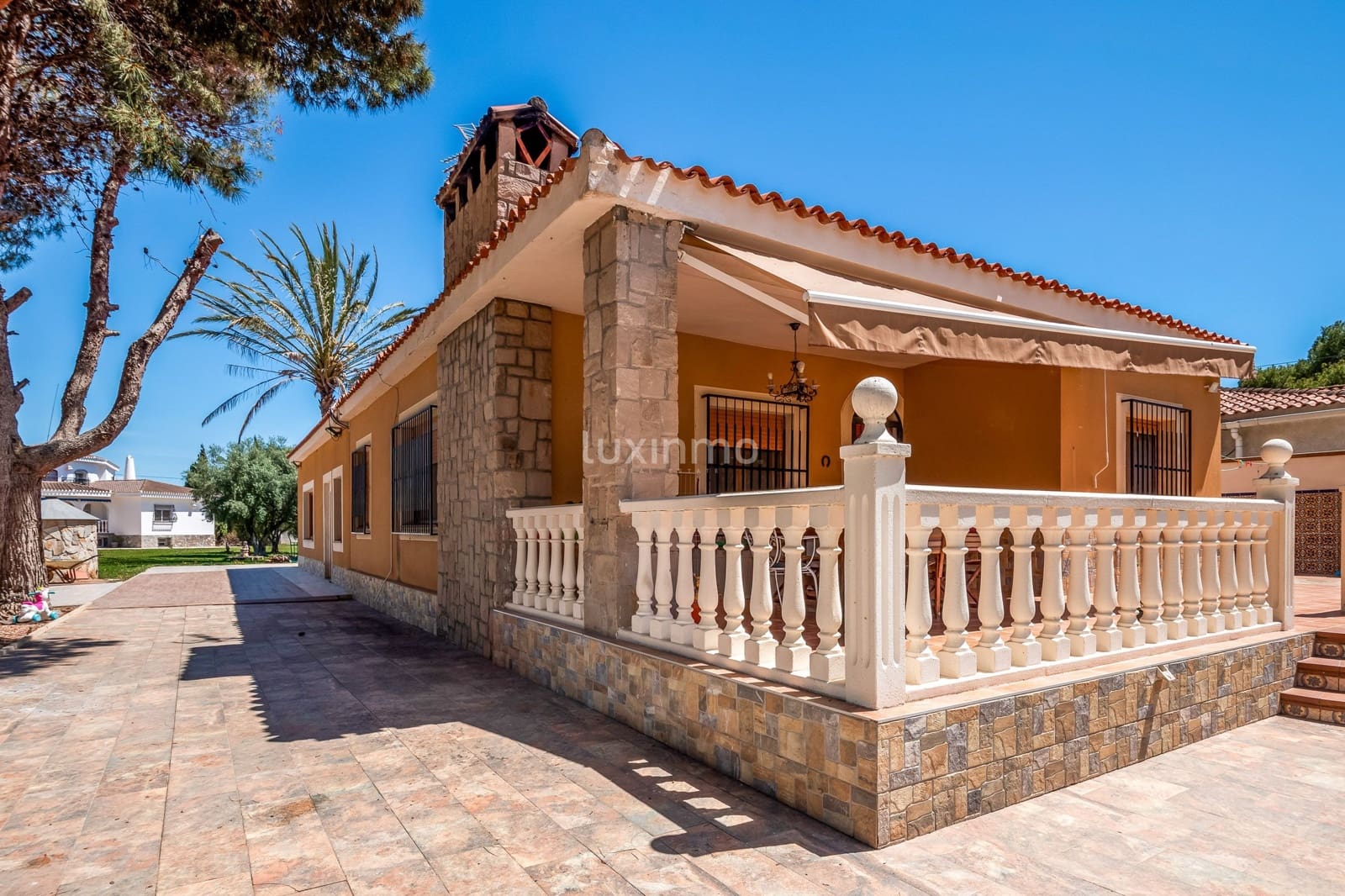 8 soveværelse Villa til salg i San Vicente / Sant Vicent del Raspeig med swimmingpool - € 1.400.000 (Ref: 8834027)