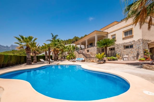 4 slaapkamer Villa te koop in Callosa d'En Sarrià met zwembad garage - € 2.200.000 (Ref: 8834032)