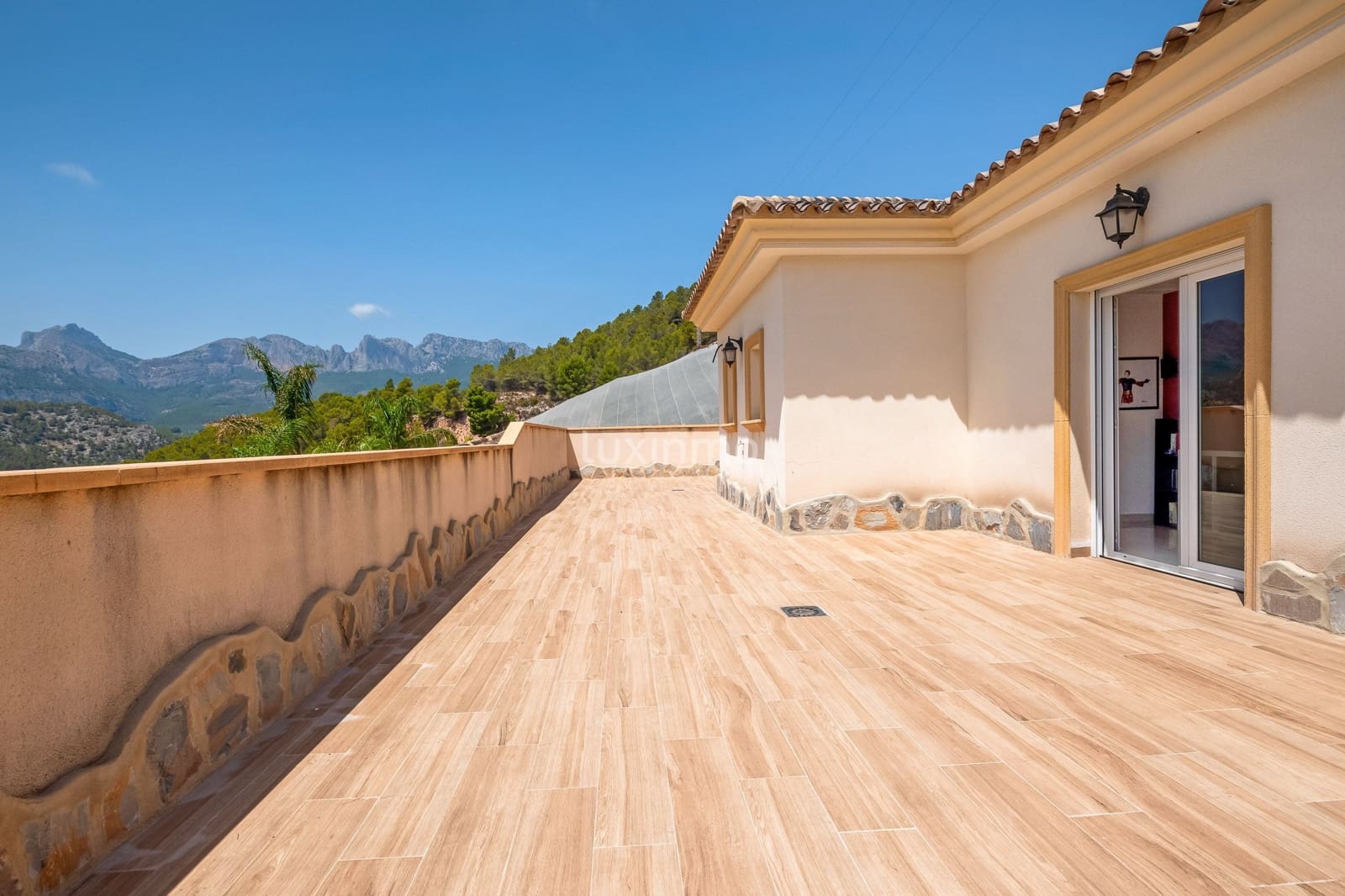 4 slaapkamer Villa te koop in Callosa d'En Sarria met zwembad garage - € 2.200.000 (Ref: 8834032)