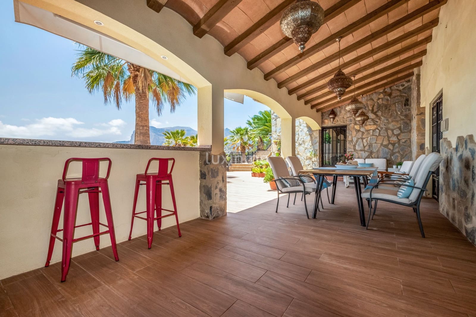 4 slaapkamer Villa te koop in Callosa d'En Sarria met zwembad garage - € 2.200.000 (Ref: 8834032)