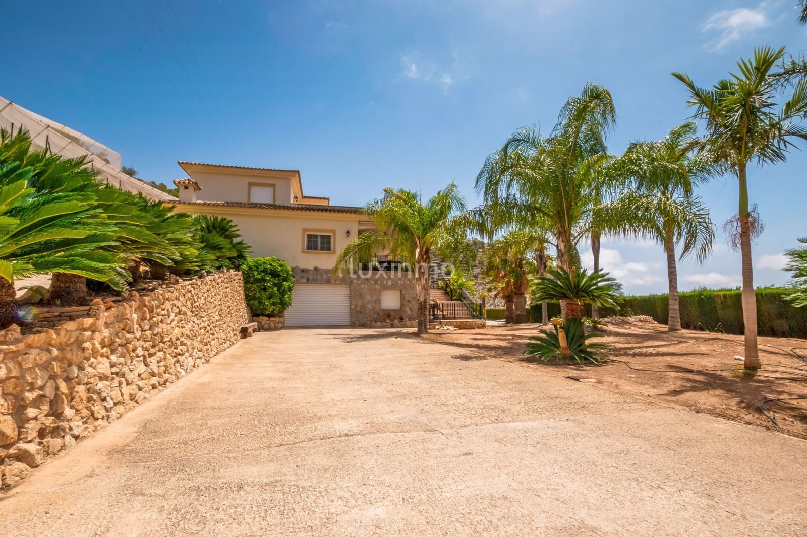 4 slaapkamer Villa te koop in Callosa d'En Sarria met zwembad garage - € 2.200.000 (Ref: 8834032)