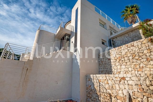 3 Zimmer Villa zu verkaufen in Altea mit Pool Garage - 1.750.000 € (Ref: 8834038)