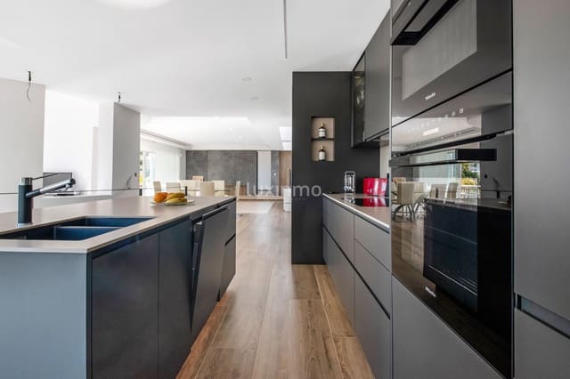 3 Zimmer Villa zu verkaufen in Altea mit Pool Garage - 1.750.000 € (Ref: 8834038)