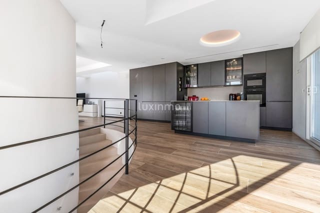 3 Zimmer Villa zu verkaufen in Altea mit Pool Garage - 1.750.000 € (Ref: 8834038)