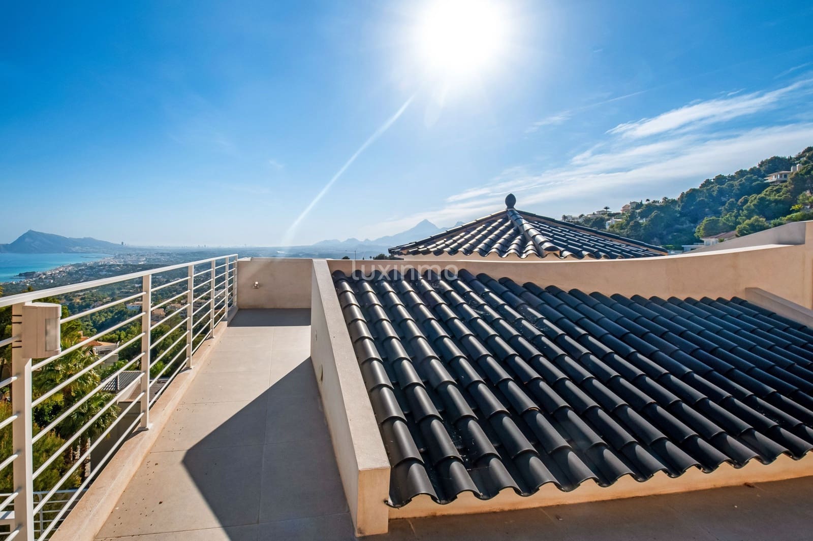 3 Zimmer Villa zu verkaufen in Altea mit Pool Garage - 1.750.000 € (Ref: 8834038)