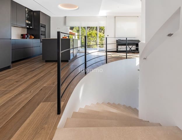 3 Zimmer Villa zu verkaufen in Altea mit Pool Garage - 1.750.000 € (Ref: 8834038)