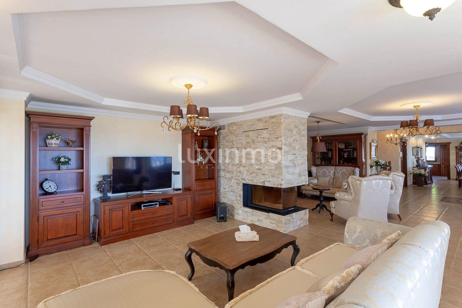 5 soverom Villa til salgs i Calpe / Calp med svømmebasseng garasje - € 2 980 000 (Ref: 8834043)