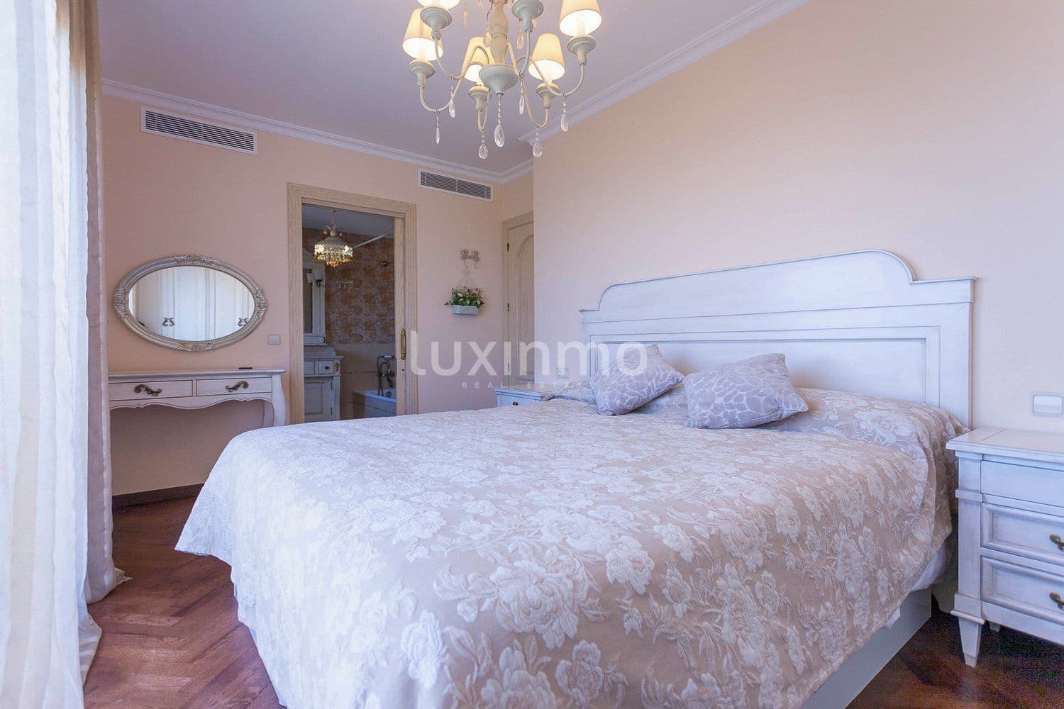 5 soverom Villa til salgs i Calpe / Calp med svømmebasseng garasje - € 2 980 000 (Ref: 8834043)