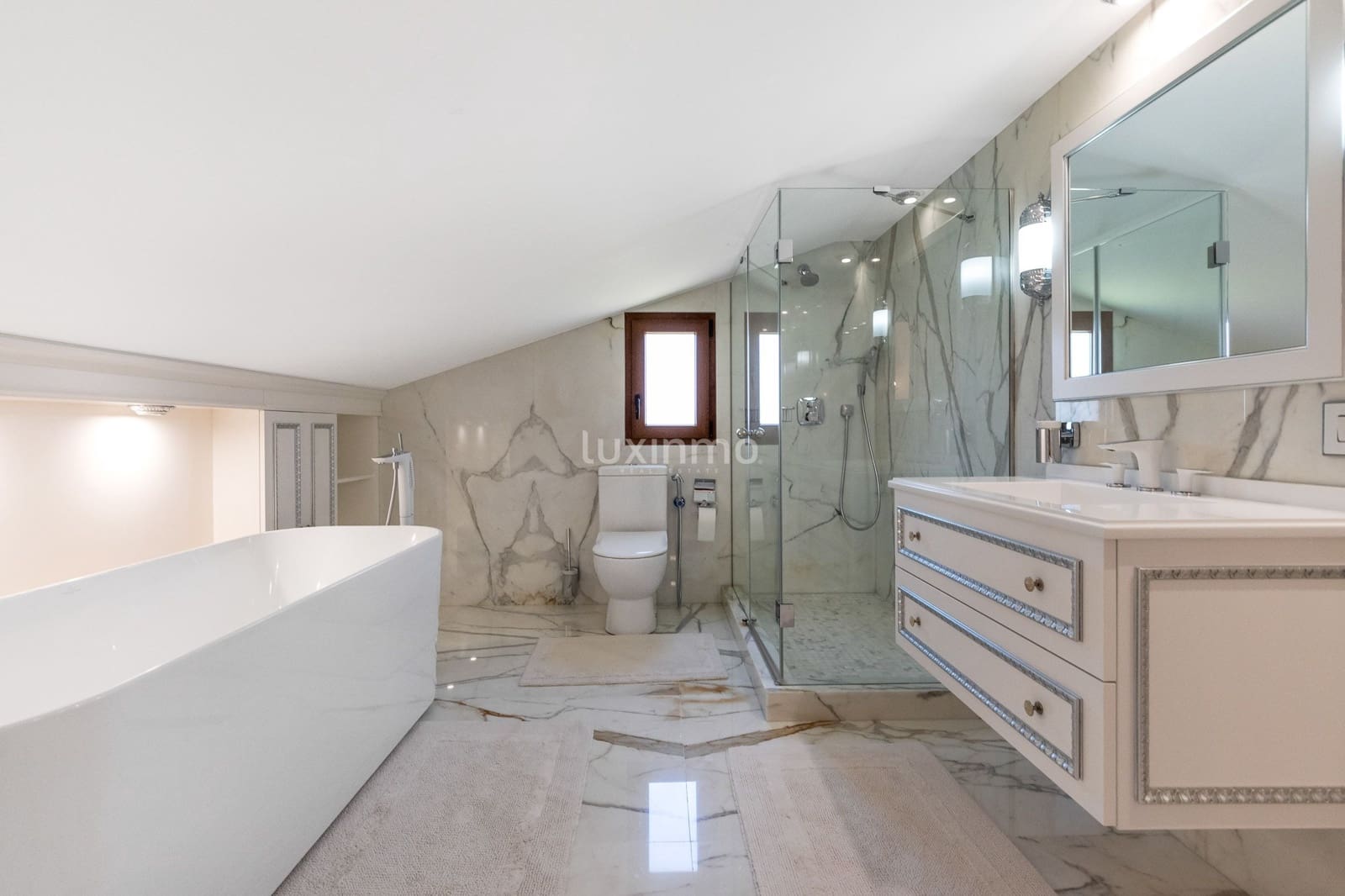 6 chambre Villa/Maison à vendre à Alfaz del Pi / L'Alfas del Pi avec piscine garage - 6 500 000 € (Ref: 8834045)