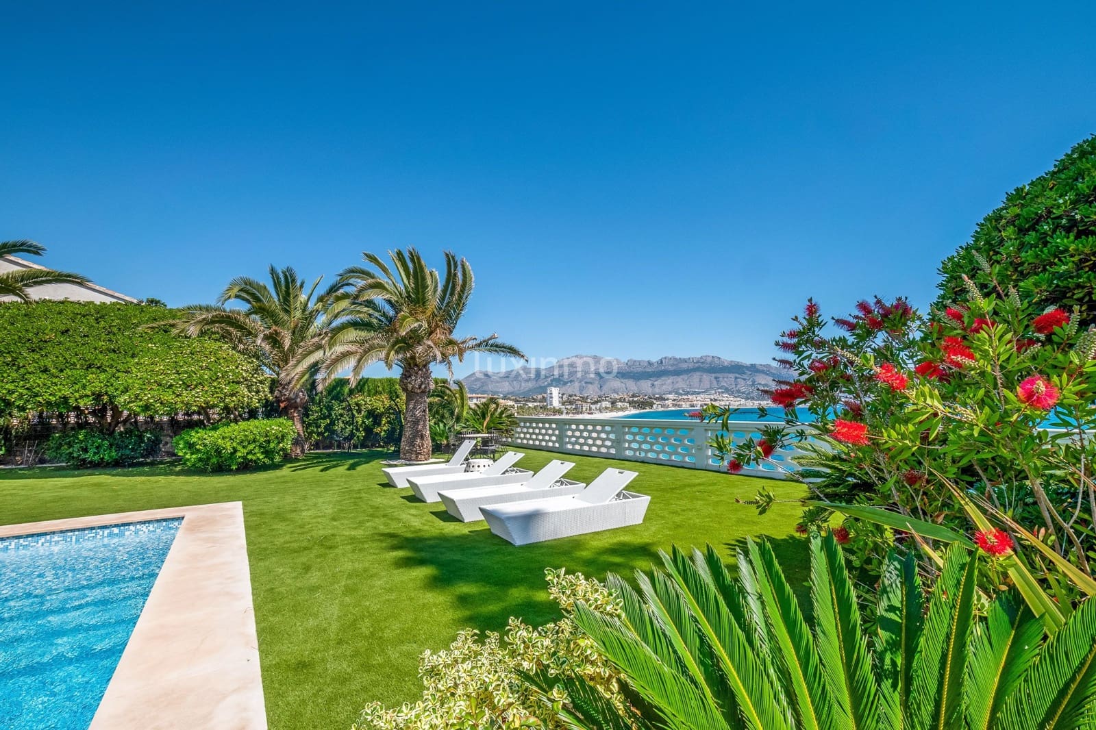 6 chambre Villa/Maison à vendre à Alfaz del Pi / L'Alfas del Pi avec piscine garage - 6 500 000 € (Ref: 8834045)