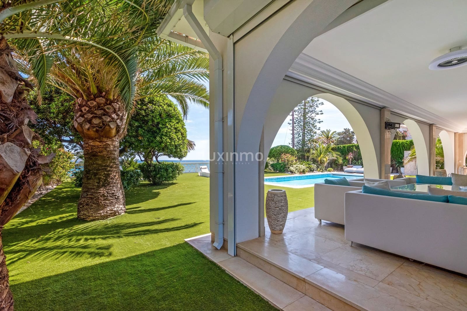 6 chambre Villa/Maison à vendre à Alfaz del Pi / L'Alfas del Pi avec piscine garage - 6 500 000 € (Ref: 8834045)