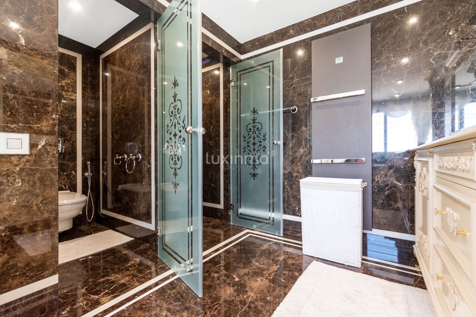 6 chambre Villa/Maison à vendre à Alfaz del Pi / L'Alfas del Pi avec piscine garage - 6 500 000 € (Ref: 8834045)