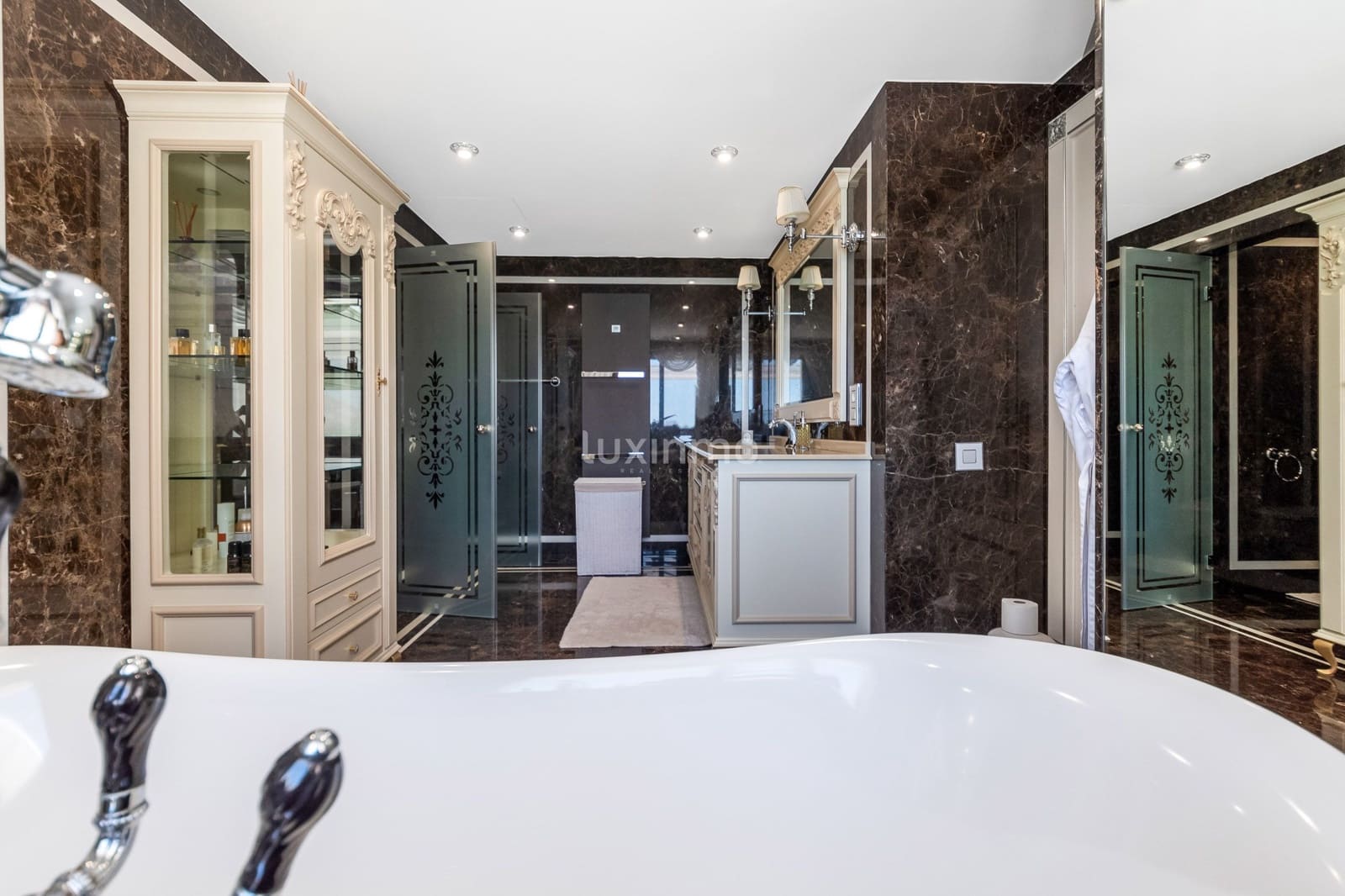 6 chambre Villa/Maison à vendre à Alfaz del Pi / L'Alfas del Pi avec piscine garage - 6 500 000 € (Ref: 8834045)