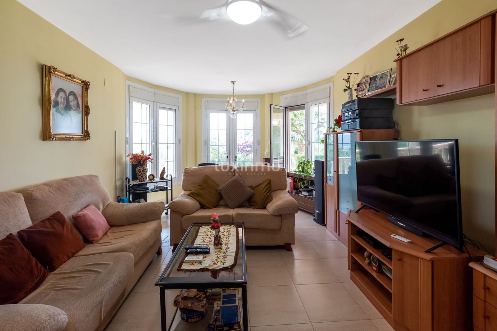 7 sovrum Villa till salu i Benidorm med pool garage - 1 635 000 € (Ref: 8834047)