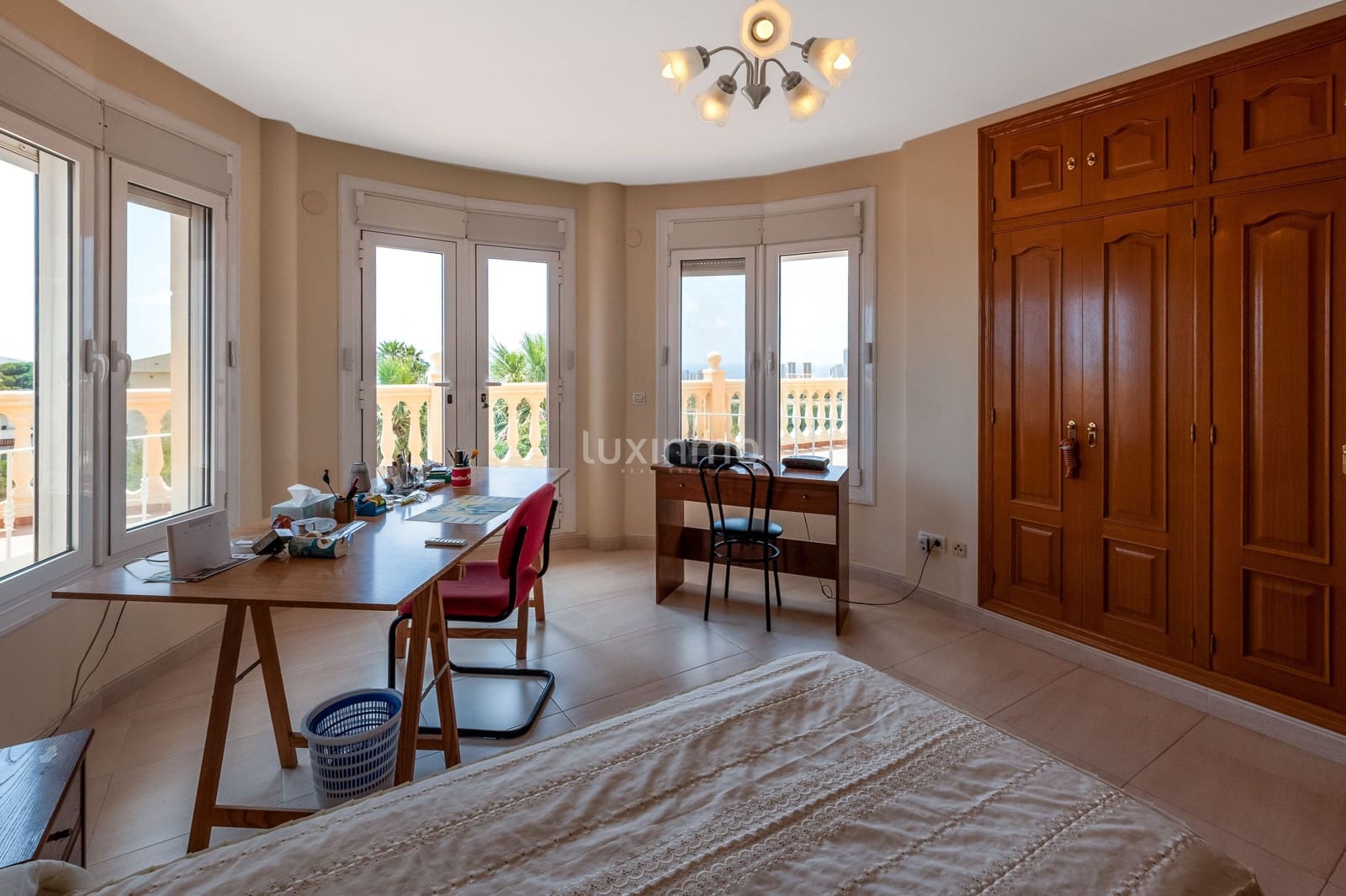 7 sovrum Villa till salu i Benidorm med pool garage - 1 635 000 € (Ref: 8834047)