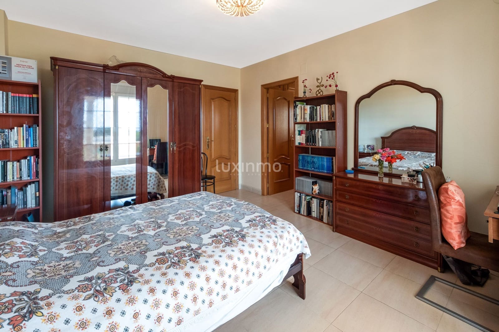 7 sovrum Villa till salu i Benidorm med pool garage - 1 635 000 € (Ref: 8834047)