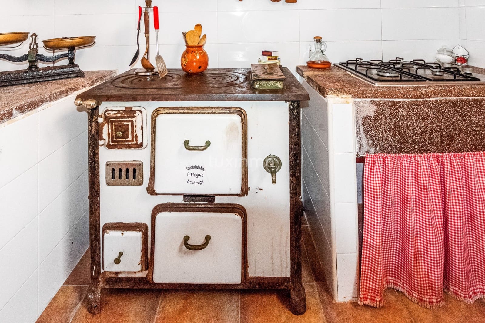 7 bedroom Villa for sale in Altea with pool - € 1,950,000 (Ref: 8834049)