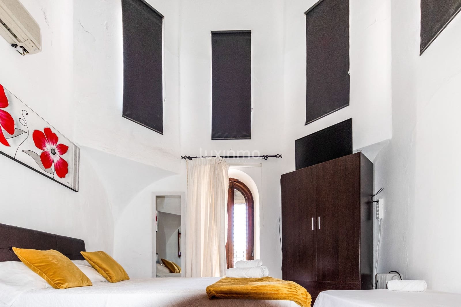 7 bedroom Villa for sale in Altea with pool - € 1,950,000 (Ref: 8834049)