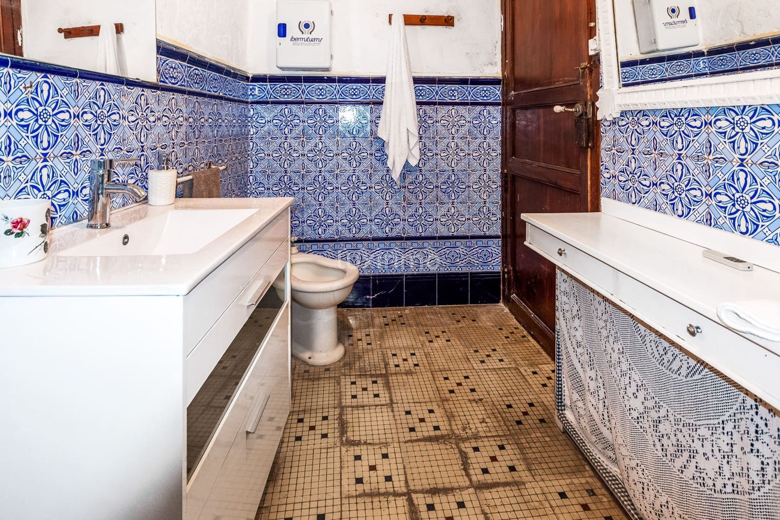 7 bedroom Villa for sale in Altea with pool - € 1,950,000 (Ref: 8834049)