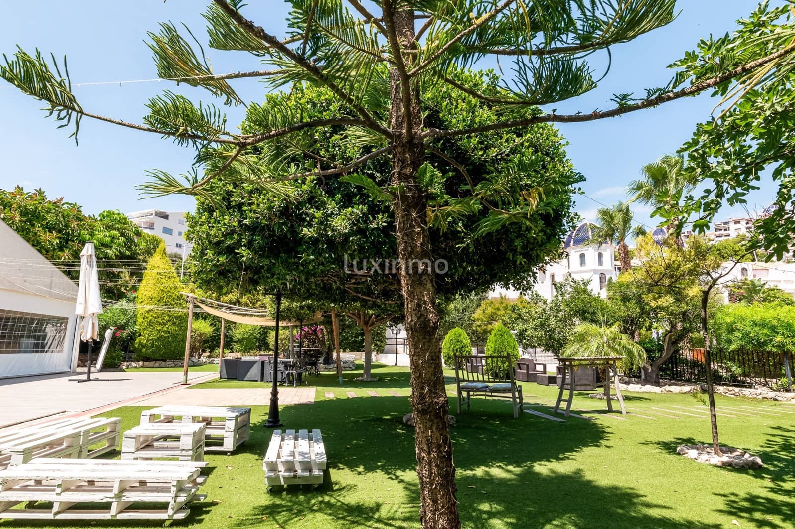 7 bedroom Villa for sale in Altea with pool - € 1,950,000 (Ref: 8834049)