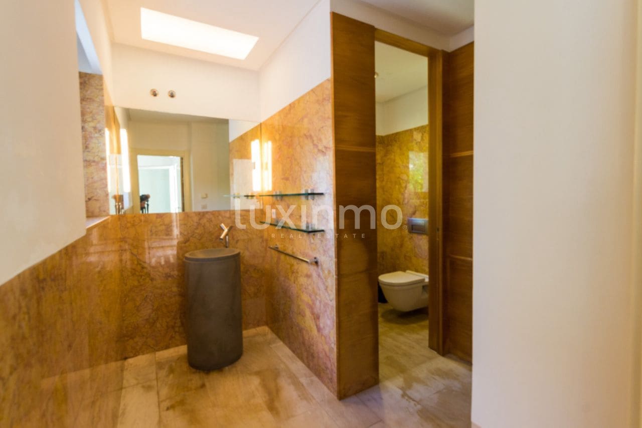 3 soveværelse Villa til salg i Denia med swimmingpool garage - € 3.850.000 (Ref: 8834054)