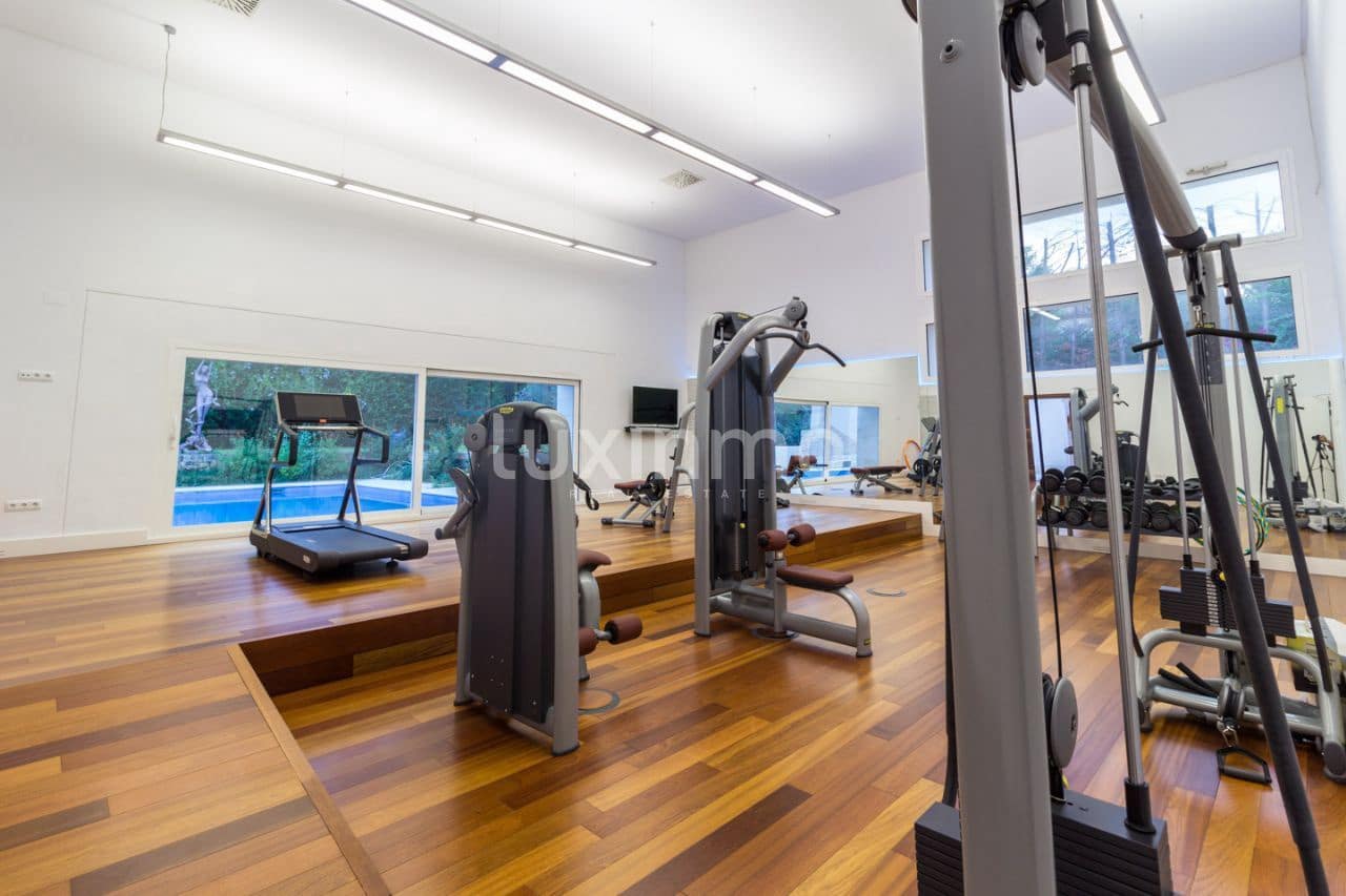 3 soveværelse Villa til salg i Denia med swimmingpool garage - € 3.850.000 (Ref: 8834054)