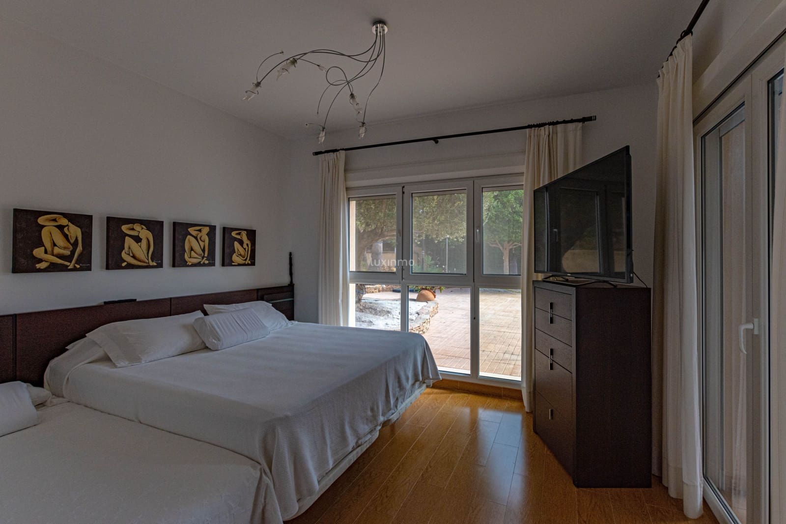 4 slaapkamer Villa te huur in Calpe / Calp met zwembad garage - € 3.800 (Ref: 8834056)