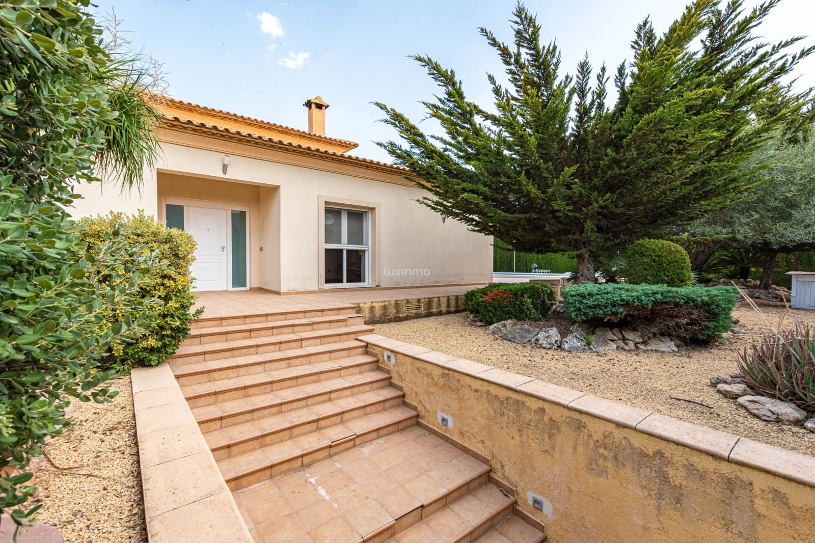 4 slaapkamer Villa te huur in Calpe / Calp met zwembad garage - € 3.800 (Ref: 8834056)