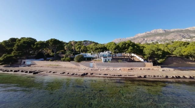 5 makuuhuone Huvila vuokrattavana paikassa Altea mukana 
autotalli - 15 000 € (Ref: 8836123)