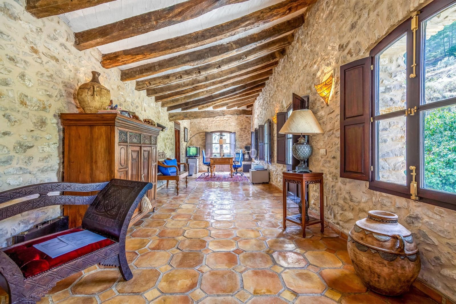 4 soveværelse Villa til salg i Relleu med swimmingpool garage - € 2.150.000 (Ref: 8836125)