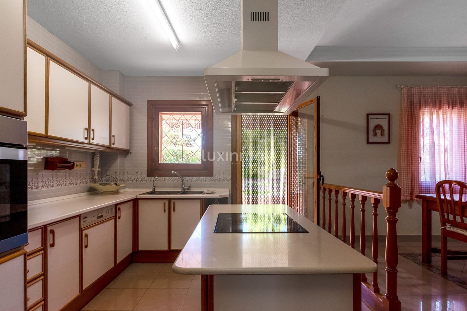 5 sovrum Villa till salu i Benidorm med pool garage - 1 480 000 € (Ref: 8836126)