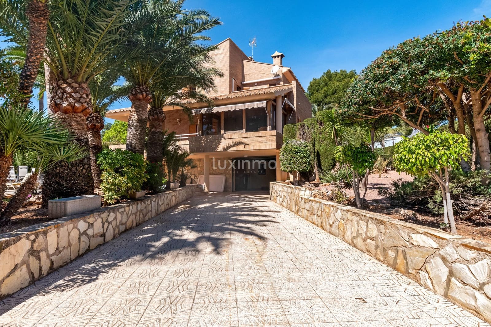 5 sovrum Villa till salu i Benidorm med pool garage - 1 480 000 € (Ref: 8836126)