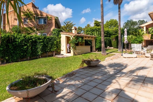 5 sovrum Villa till salu i Benidorm med pool garage - 1 480 000 € (Ref: 8836126)