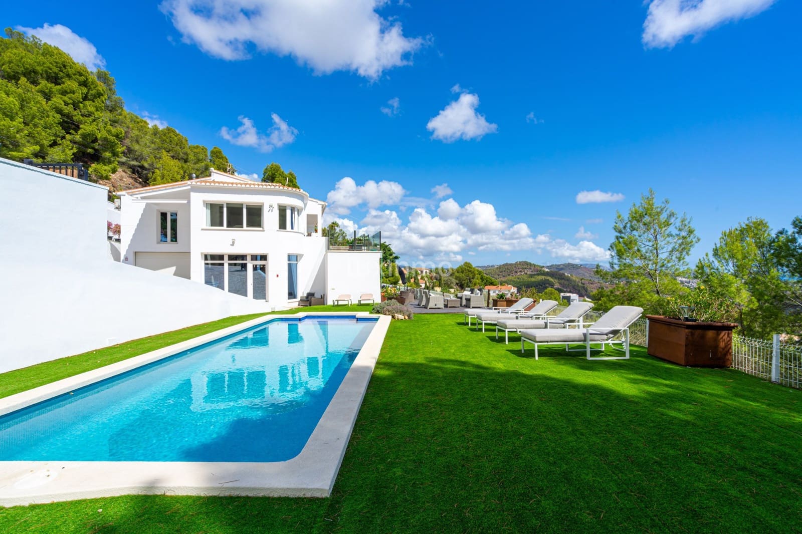 4 sypialnia Willa na sprzedaż w Calpe / Calp z basenem garażem - 999 900 € (Ref: 8836136)